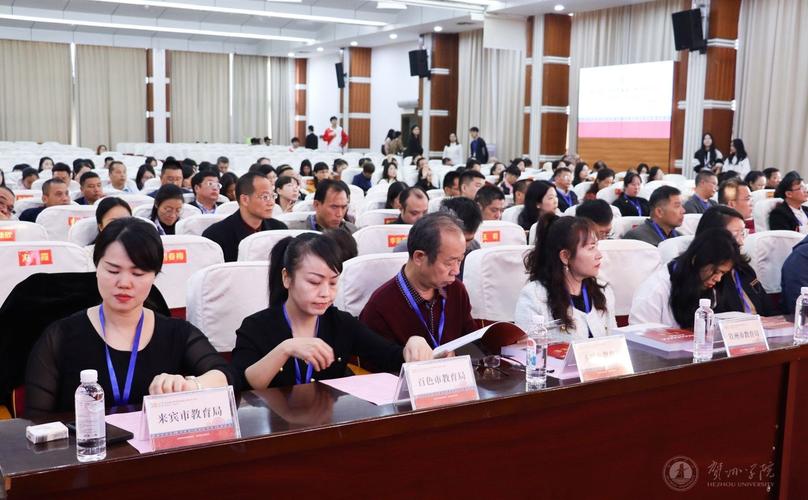 自治区中华传统文化艺术传承学校成果展示交流活动在我校举行